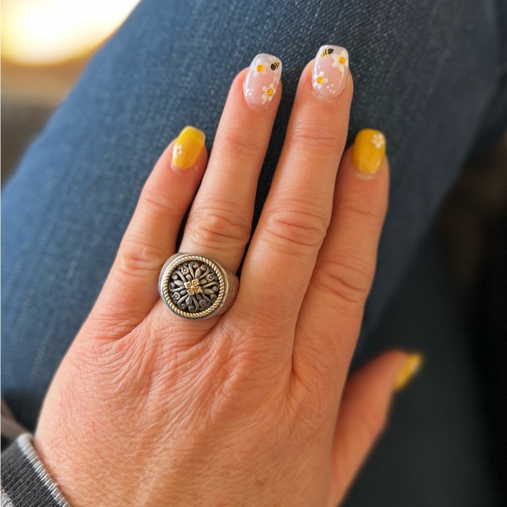Vintage sterling silver ring